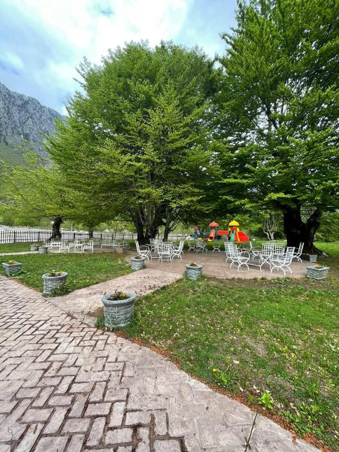 Bujtine-Restorant Rilindja Valbone Hotel Ngoại thất bức ảnh